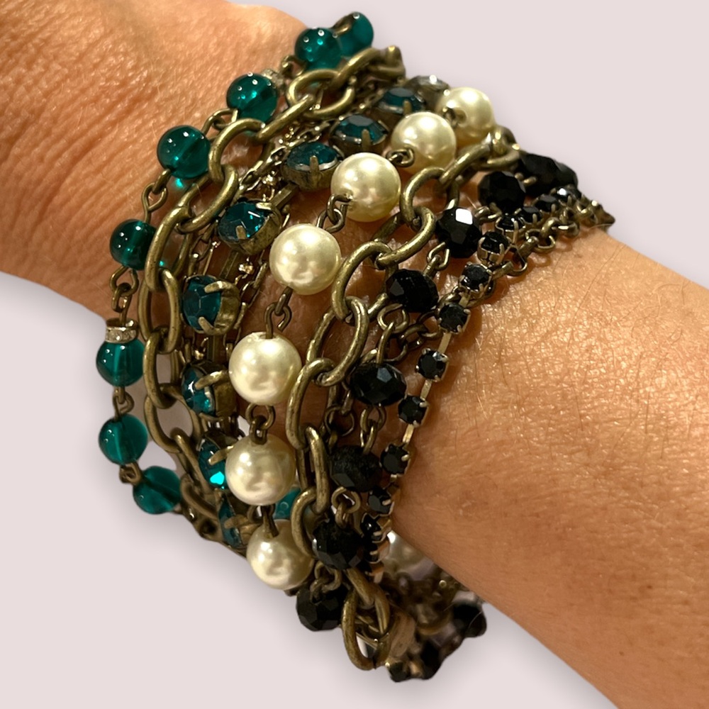 Multi Mixed Chain Bracelet, Faux Pearl, Onyx, and Emerald Strands🤍🖤💚